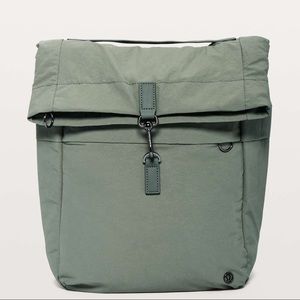 Lululemon Cross Paths Rucksack 14L backpack